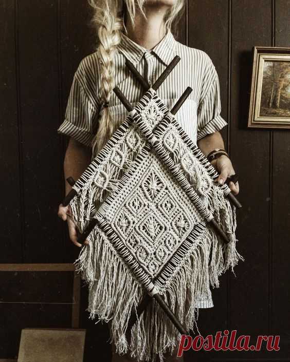 “Over the weekend I worked on and finished my first large woven diamond for Carolyn's second weave. My fingers are literally tingling as I weave these, I'm…”