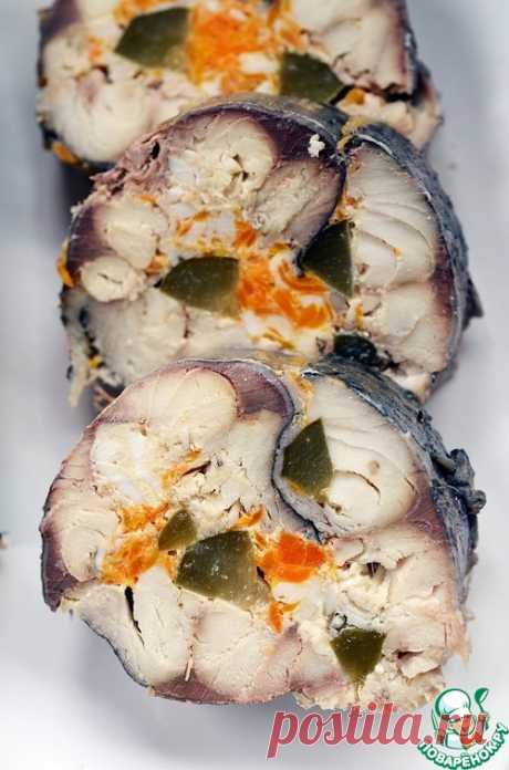 Рулет из скумбрии с морковью и яйцом - кулинарный рецепт