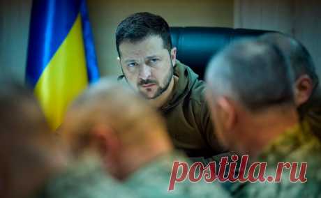 В Минобороны Украины объяснили отмену выступления Зеленского. В Минобороны Украины объяснили отказ Зеленского выступить перед сенаторами США «изменившейся ситуацией». По данным Bloomberg, это связано с тем, что переговоры по выделению средств Украине в конгрессе США «зашли в тупик»