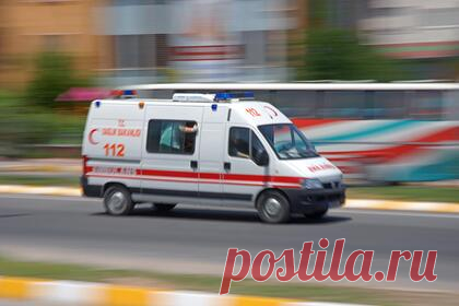 В Турции 16 человек погибли в результате ДТП с автобусом. На юго-востоке Турции 16 человек погибли в результате ДТП с пассажирским автобусом. Трагедия произошла в Газиантепе. Автобус врезался в припаркованные пожарную машину, автомобиль информагентства «Ихлас» и машину скорой помощи. Известно, что среди погибших есть журналисты и медработники.