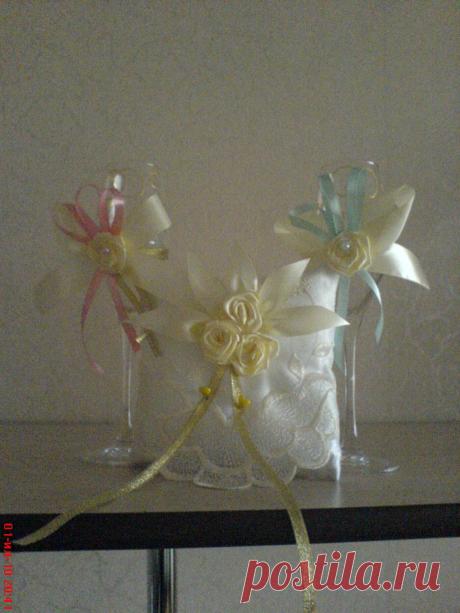 Бокалы и подушечка для колец