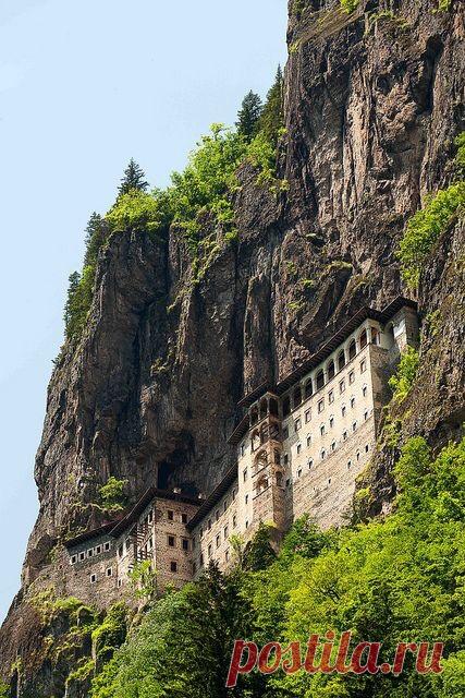 дворцы и дома