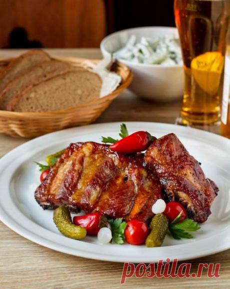 Запеченные свиные ребрышки в соусе с виски | ДОМАШНИЙ ОЧАГ