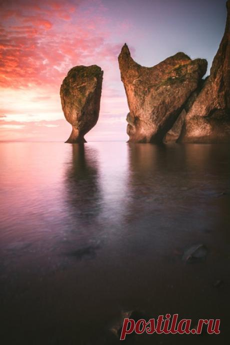 Рассвет в бухте Дубовая, Приморский край. Фотограф – Иван Мамонов: nat-geo.ru/community/user/114211/ Доброе утро!