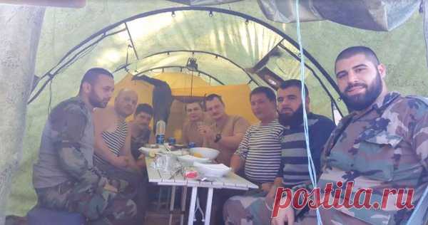 Боевые действия в Сирии
Бойцы "Сил Тигра" вместе с россиянами:
