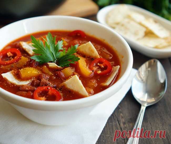 Девять вкусных блюд без мяса Быстрый мексиканский суп

© Andy Chef
Ингредиенты:

1 луковица
1 перец чили
3 зубчика чеснока
1 сладкий перец
1 банка помидоров в собственном соку
1 банка фасоли в соусе
соль, паприка, кайенский перец…