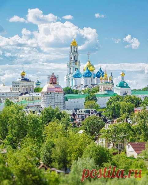 Изумительная Троице-Сергиева Лавра