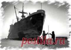 Сегодня 13 января в 1940 году Завершился героический дрейф в льдах Арктики ледокола «Георгий Седов»