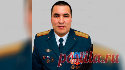 Мэр Нижневартовска принёс соболезнования семье погибшего пожарного. Глава Нижневартовска (ХМАО) Дмитрий Кощенко принёс соболезнования родным и близким сотрудника 97-й пожарной части Рунара Сафуллина, погибшего в ночь на 7 ноября при попытке спасти пенсионера из горящего дачного дома. Читать далее