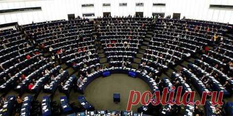 Украинца с позором выгнали с пресс-конференции в Европарламенте