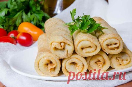 Блины на майонезе «Нежные» готовлю каждый день, никогда не рвутся, жарю без масла на сухой сковороде. Без капли молока, весь фокус в майонезе.