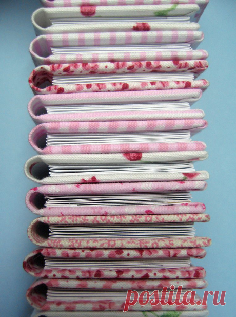 Блокноты ручной работы с тканевыми обложками.