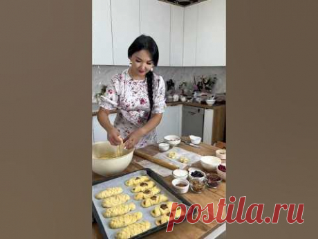 Рецепт самых вкусных булочек🤗 и 10 легких форм сохраняйте⬇️🫶🏻 как Вам? Оставьте ваши ❤️+ я очень старалась для Вас🤍✔Ингредиенты для теста: мука- 600гр., ...