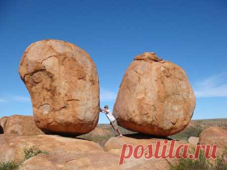 10 Famous Balancing Rocks Around the World | Amusing Planet