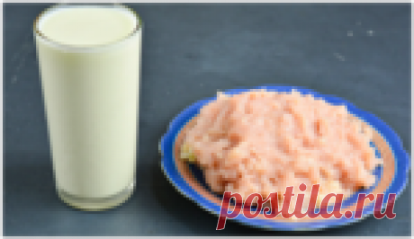 Просто смешиваю фарш с кефиром и готовлю вкуснятину за 10 минут - проще чем беляши и чебуреки.