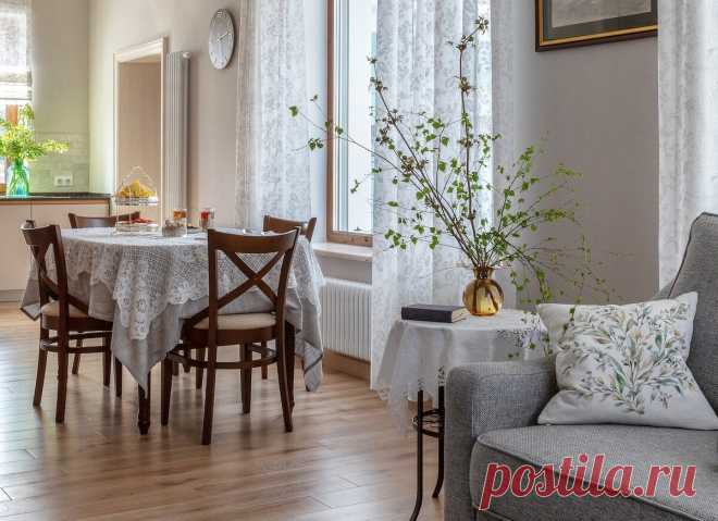 Бабушкина скатерть, старинный буфет, потрясающая отделка: семейный дом 220 кв. м с заботой об истории | ИДЕИ ВАШЕГО ДОМА | Дзен