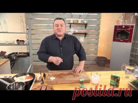 Рулетики из курицы в горчичном соусе