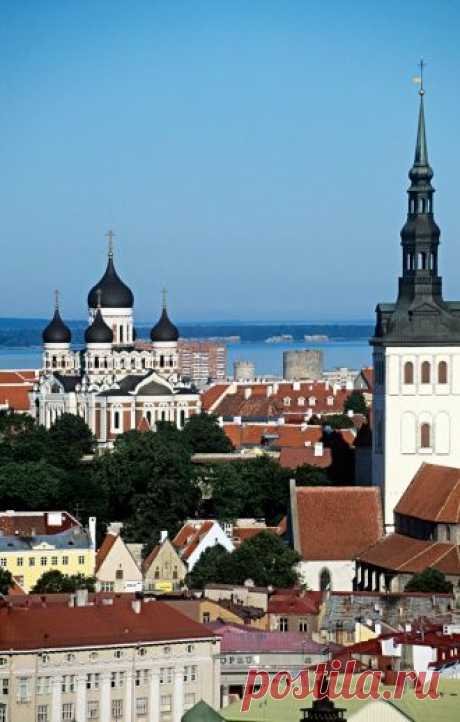 Tallinn Estonia #visitestonia #colourfulestonia  |  Pinterest • Всемирный каталог идей