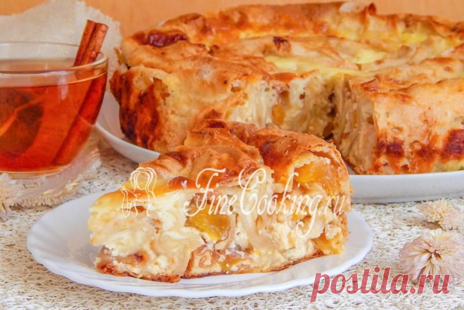 Пирог из лаваша с творогом и персиками - FineCooking.ru