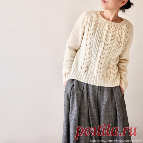 Tsubaki Pullover by Hiroko Fukatsu