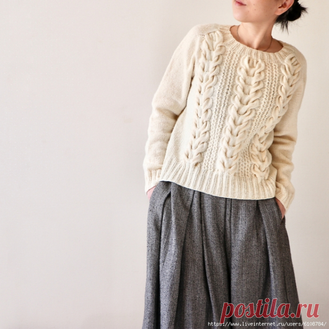 Tsubaki Pullover by Hiroko Fukatsu