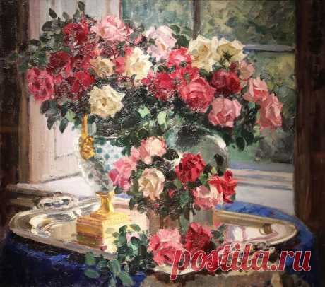 Художник Александр Михайлович Герасимов (1881-1963).
"Розы на столе", 1938 г.