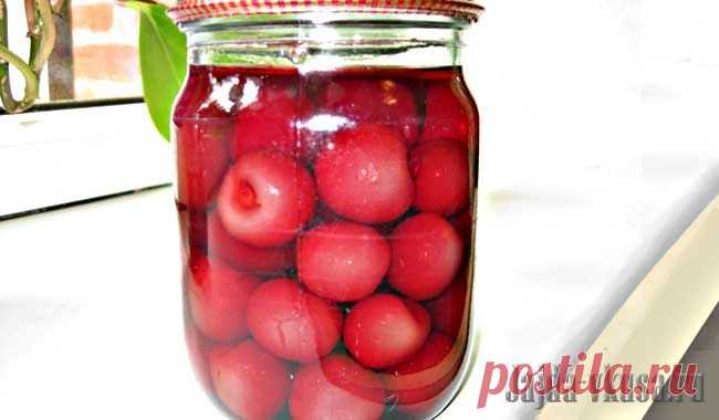 Компот из черешни