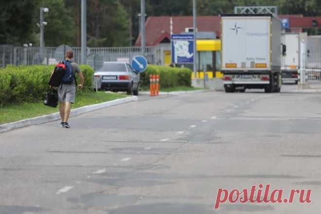 Пропускной пункт на границе России и Эстонии временно закроют. Пункт пропуска «Ивангород» частично не будет работать с 1 февраля.