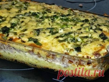 (+1) тема - Картофельная запеканка с фаршем | ВКУСНО ПОЕДИМ!
Ингредиенты:

●5-6 картофелин, 
●500 грамм фарша, 
●луковица, 
●3 яйца, 
●немного сыра, 
●свежая зелень.