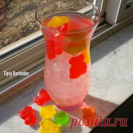 Taste My Hello Kitty - TipsyBartender.com Taste My Hello Kitty is a cocktail that combines the classic alcoholic candy concept with a hilarious name and a delicious mixture. It is made with candy.