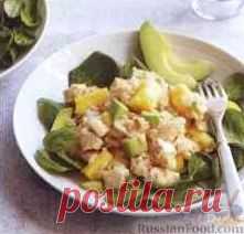 Рецепт: Куриный салат с авокадо, ананасом и рисом на RussianFood.com