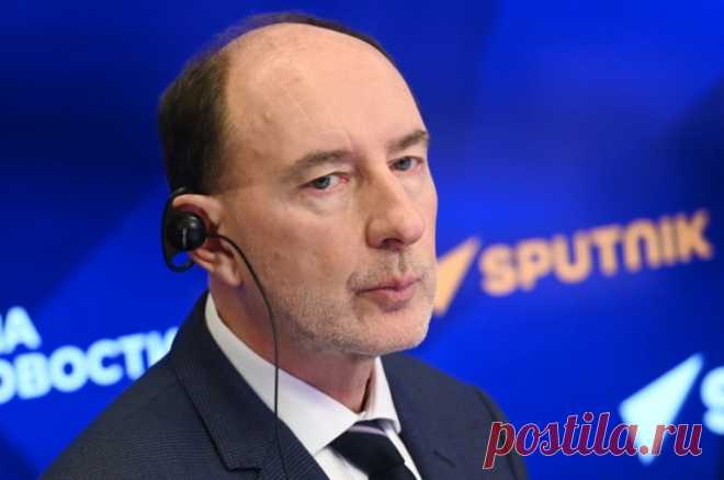 Внук де Голля принял приглашение посетить Петербург в 2024 году. Губернатор Александр Беглов отметил, что Пьера де Голля часто спрашивают о российской культуре.