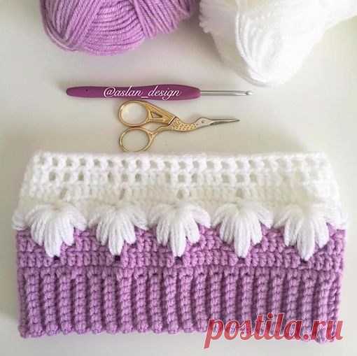 https://www.crochetwebsites-free.com/2017/06/baby-blanket-with-delicate-graphic.html