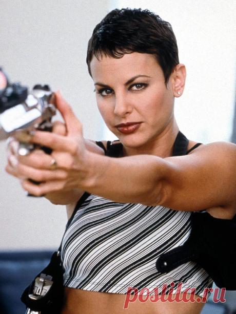 Натали Рэйтано, 3 октября, 1966