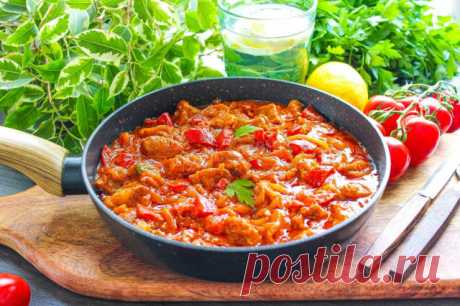 Свинина с томатной пастой на сковороде рецепт с фото пошагово - 1000.menu