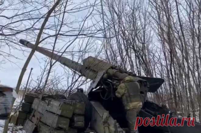Штурмовик ВС РФ Быргазов в одиночку захватил важный опорный пункт ВСУ. В течение суток боец под артобстрелами и атаками FPV-дронов удерживал занятую позицию.
