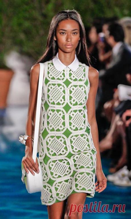 Вязаные модели в коллекциях весна-лето 2014: Tory Burch.
