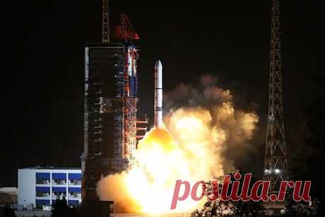Китай запустил спутник Yaogan-39. Китай запустил спутник дистанционного зондирования Земли (ДЗЗ) Yaogan-39. Об этом со ссылкой на Китайскую корпорацию аэрокосмической науки и техники сообщает ТАСС. Спутник способен делать снимки поверхности Земли в любое время суток. Эти данные планируется использовать в геолого-разведочных работах.