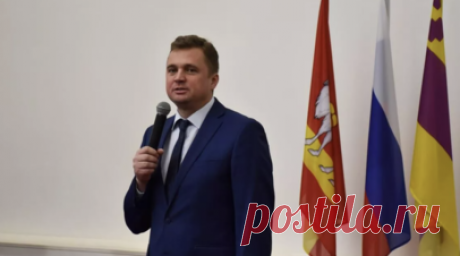 Суд арестовал главу Троицка, задержанного за взятку в виде беговой дорожки. Суд постановил арестовать главу города Троицка Челябинской области, который подозревается в получении взятки в виде беговой дорожки от директора коммерческой организации. Читать далее