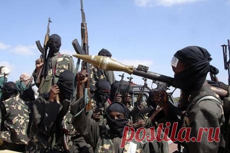 В Харамке ликвидирован один из лидеров экстремистской группировки «Аш-Шабаб». В ходе совместной операции сомалийских военных был ликвидирован один из лидеров экстремистской группировки «Аш-Шабаб» Абдуллах Надир, приближенного действующего главы исламистов Ахмеда Дирие. Правительство Сомали охарактеризовало его как «одного из самых важных членов исламистской группировки».