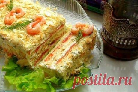 ТОП-5 САМЫХ ВКУСНЫХ ЗАКУСОЧНЫХ ТОРТОВ 

1) Рыбный закусочный торт

ИНГРЕДИЕНТЫ:
● 5 шт. вафельных коржей 
● 1 банка рыбных консервов в масле, по желанию, сгодятся и обычные сардины 
● 3 вареных яйца 
● 150 гр. твердого сыра 
● 1 зубок чеснока майонез зеленый лук 

ПРИГОТОВЛЕНИЕ:
По отдельности измельчить яичные желтки и белки. Натереть на терке сыр. Консервы помять вилкою. Все начинки смешиваем с майонезом, количество и жирность которого, конечно же, по вкусу и смелости. П...