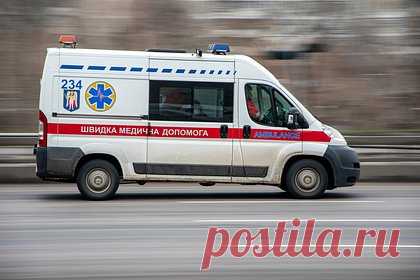 Мужчина выпал из окна на пятом этаже ТЦК в украинском городе