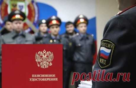 Повышение военных пенсий в октябре 2019 года: кому и насколько повысят