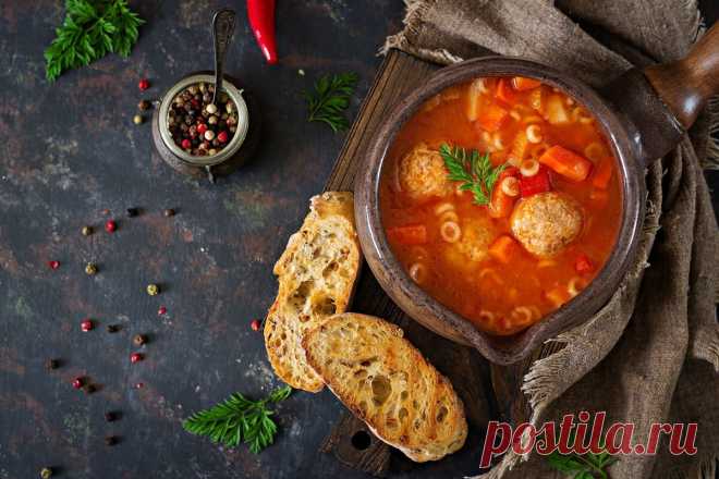 Пробовали суп со вкусом пиццы? Продукты для него можно заказать в один клик прямо к ужину | Перекресток Впрок | Яндекс Дзен