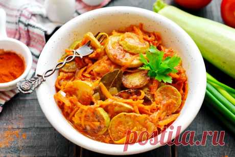 Кабачки, как готовит моя мама – нереально вкусно (рецепту уже лет 30, но я теперь тоже так делаю, и никак не надоест) - Женский журнал Эти кабачки – абсолютный летний фаворит в нашей семье. Так всегда готовила мама, теперь и я тоже. Блюдо очень простое и вкусное, можно подать как гарнир или самостоятельную...