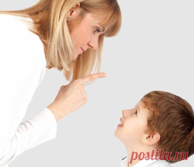 Дисциплина для ребенка и порядок в воспитании. Психология и советы для родителей
Воспитание детей – сложный и длительный процесс. Любые родители хотят, чтобы их малыш вырос воспитанным и вежливым человеком. Ведь от того, как ребенок будет коммуницировать с другими людьми, зависит его будущая жизнь. Так как научить ребенка дисциплине, при этом не нарушив его психическое и физическое состояние? Дисциплина у детей – это моральные нормы и правила, […]