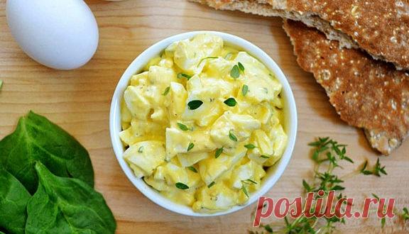 10 ЯИЧНЫХ САЛАТОВ, КОТОРЫЕ ВЫРУЧАТ В ЛЮБОЙ СИТУАЦИИ – В РИТМЕ ЖИЗНИ