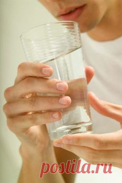 Первая помощь при пищевых отравлениях / Будьте здоровы