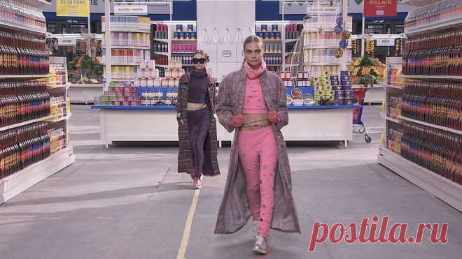 Показы и коллекции Prêt-à-porter и аксессуары - CHANEL ШАНЕЛЬ