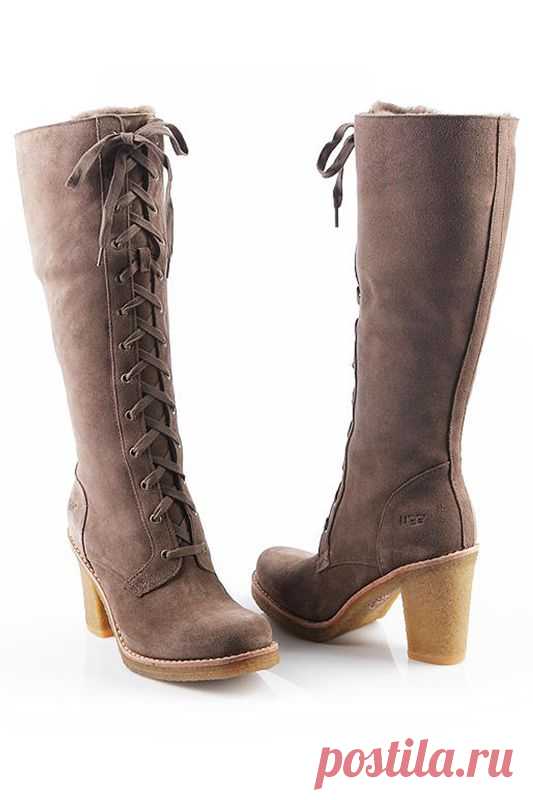 Купить Сапоги UGG Australia 3215 W/FWN ОРЕХОВЫЙ со скидкой в интернет-магазине kupivip.ru - распродажа